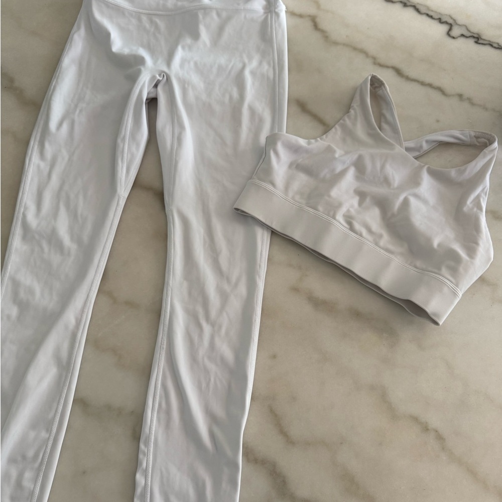 Fabletics set Med White Leggings and Sports Bra Set